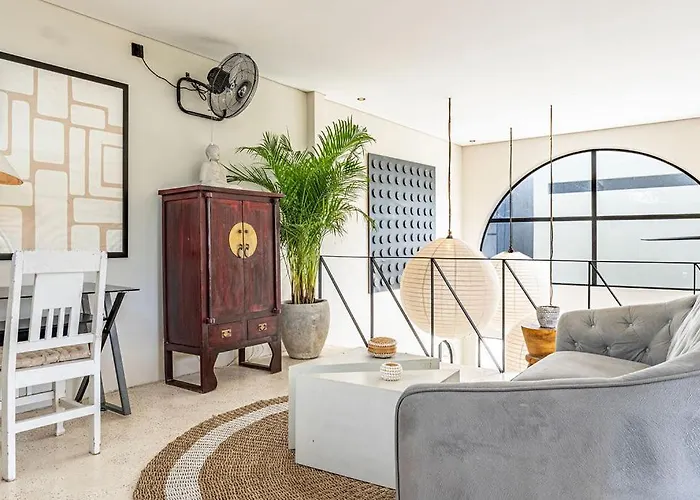 Casa Toledo Lux Designed 1 Bedroom - Kerobokan Villa