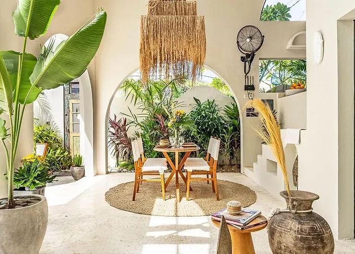 Casa Toledo Lux Designed 1 Bedroom - Kerobokan Villa *