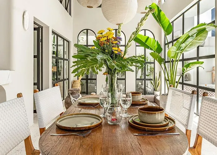 Casa Toledo Lux Designed 1 Bedroom - Kerobokan Seminyak (Bali)
