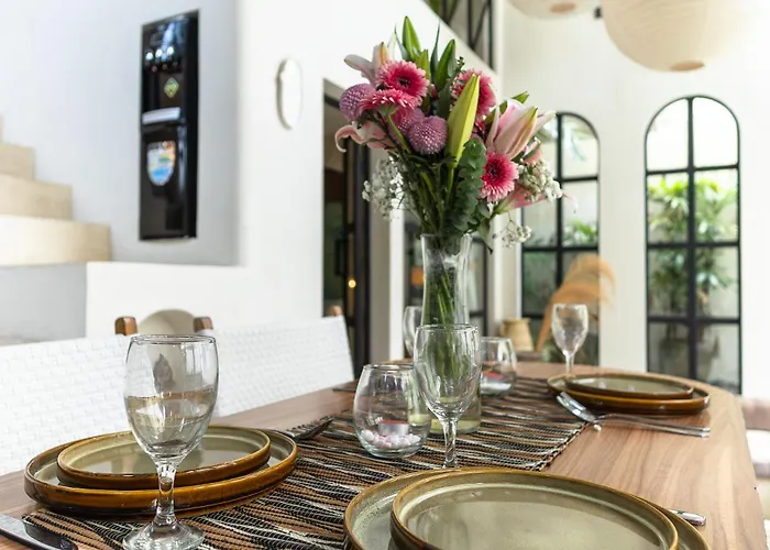 Villa Casa Toledo Lux Designed 1 Bedroom - Kerobokan