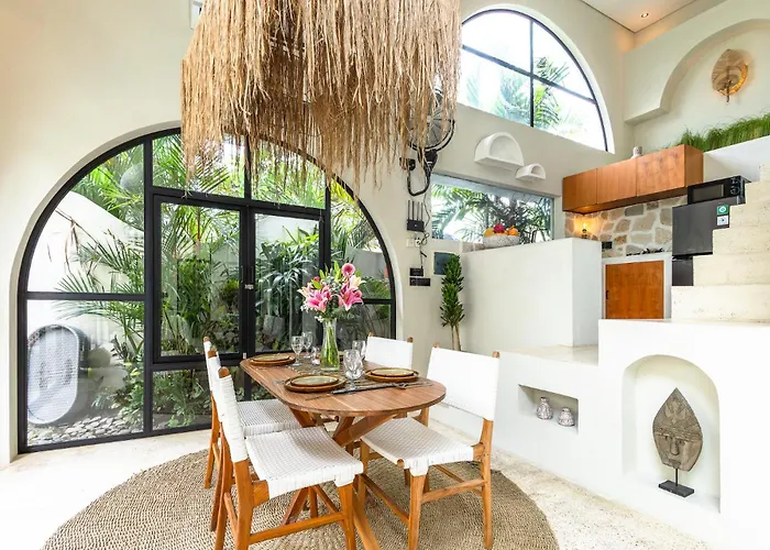 Villa Casa Toledo Lux Designed 1 Bedroom - Kerobokan